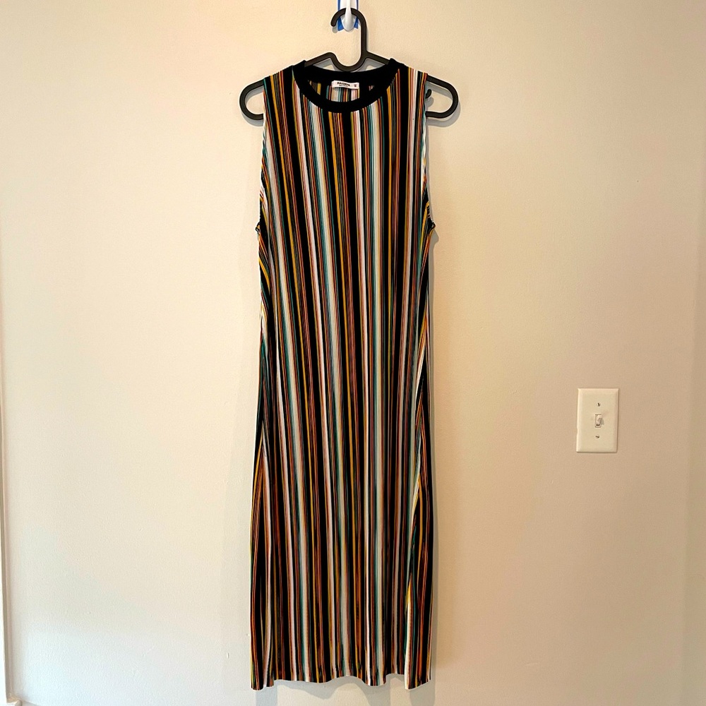Pull & Bear Multicolor Pleated Stripped Midi Dress